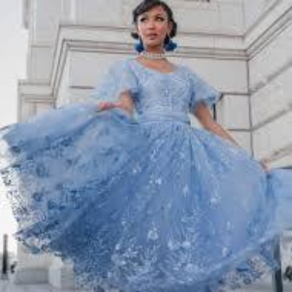 JessaKae Elsa dress, size S, NWT